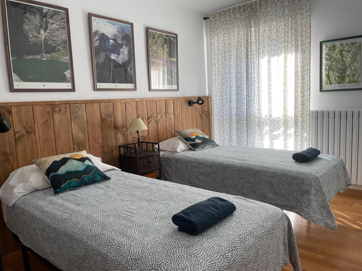 Apartamento Marbore Jaca Esterno foto